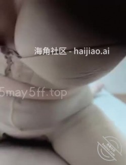 乱伦大神【和亲姐同居的日子】钻石贴，带亲姐与世隔绝，带入深山老林开始做山震 截图5