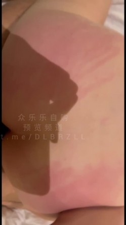 推特05年土象肌肉猛男，性瘾黑皮体育生「噗噗通通」专约少妇原创大神复出，各种人妻丝袜少妇母狗 截图13