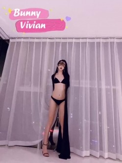 【极品反差婊】推特女神爱丝袜Vivian姐【精品合集】口交 爆操 颜射 截图10
