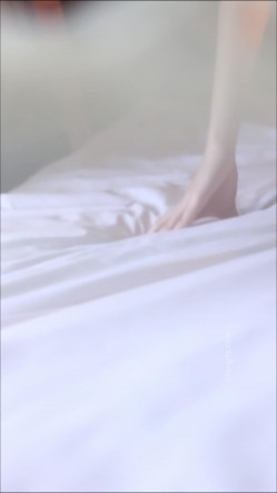 重磅【大学生私密拍摄】明星颜值长得很像白鹿的模特 大尺度私拍泄密流出 截图1