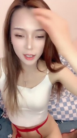 【小表妹】推荐！御姐女神 多场啪啪 道具自慰 害我狂撸 截图6