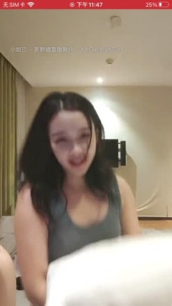 极品高颜冷艳御姐，反差小妈感女主播「金刚护撸娃」「小奶猫」密码房激情淫语撩骚，和姐妹下海大秀，互舔互口 截图15