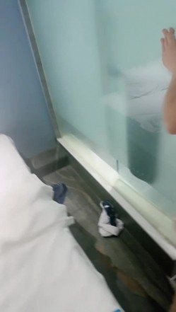 【00后喜欢内射】刚入圈骚母狗 滴蜡调教 户外车震 3P无套轮操~内射 截图12