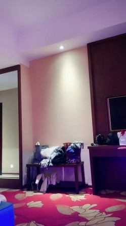 风情万种极品少妇鲍鱼肥美诱人！【黑金鲍】自慰流白浆 截图5
