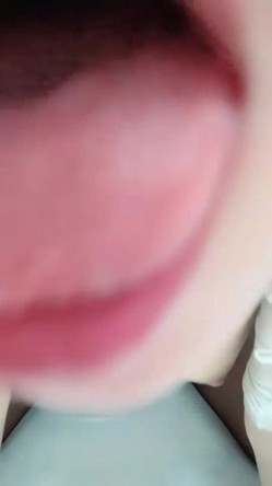 校花女神终于掰逼特写！【多肉葡萄】潺潺的水声~我要舔~！~ 截图3