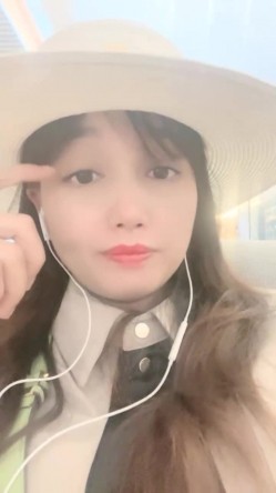 乡村美少妇，【甜甜小少妇】，户外顶着大太阳，开车找找刺激，逼里塞跳蛋，淫水一直往外冒泡，需要几个男人来好好满足 截图4