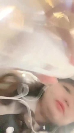 乡村美少妇，【甜甜小少妇】，户外顶着大太阳，开车找找刺激，逼里塞跳蛋，淫水一直往外冒泡，需要几个男人来好好满足 截图6