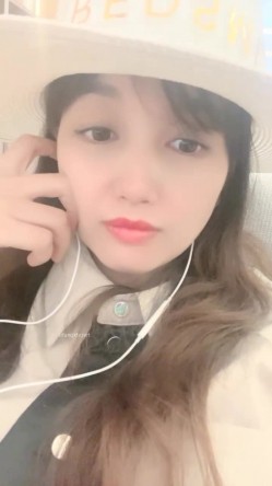 乡村美少妇，【甜甜小少妇】，户外顶着大太阳，开车找找刺激，逼里塞跳蛋，淫水一直往外冒泡，需要几个男人来好好满足 截图11
