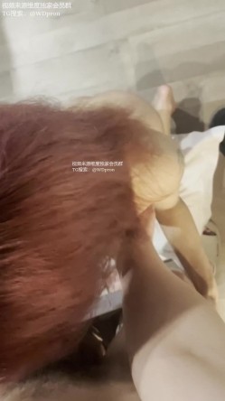 杭州炮哥真实约炮日记《红发女大学生》《约啪咖啡主理人》本地中专极品黑丝制服反差女，妹子有点骚 截图2
