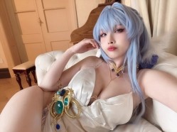 终极宅男女神rioko凉凉子 顶级精致美艳妆容丰盈突翘雪臀 迷人修长勾人的玉腿 黑丝袜诱惑十足 截图1