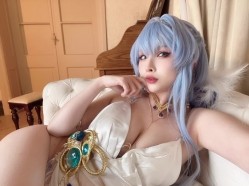 终极宅男女神rioko凉凉子 顶级精致美艳妆容丰盈突翘雪臀 迷人修长勾人的玉腿 黑丝袜诱惑十足 截图6