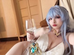 终极宅男女神rioko凉凉子 顶级精致美艳妆容丰盈突翘雪臀 迷人修长勾人的玉腿 黑丝袜诱惑十足 截图15