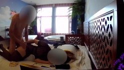 硬核户外真实勾引骚女【性感小猫咪】，路边大胆自慰，街上人来人往旁边就坐着陌生人 截图9