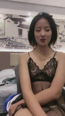高颜值小姐姐与闺蜜大尺度淫乐 截图2