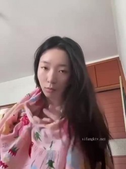 高端泄密流出视图 ️高冷白领姐姐王琪自拍酒店变身母狗被领导草 截图2