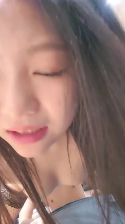重磅！新人！顶级女神下海~【兼职车模】无套啪啪！爽晕了~新疆小热巴，美美美~后入画面真美 截图15