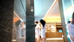 国内【某高端会所】更衣室偷拍 高质量美女络绎不绝 截图12