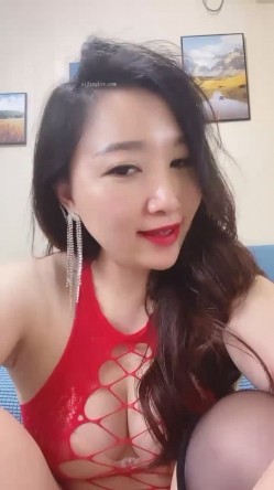 逆天巨臀~20小时~【欧美鹿鹿】干到白浆直流~！各种姿势干不停大屁股蛋子贼得劲~！ 截图5