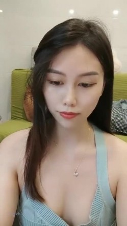 极品高颜冷艳御姐，反差小妈感女主播「金刚护撸娃」「小奶猫」密码房激情淫语撩骚，和姐妹下海大秀，互舔互口 截图8