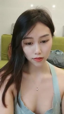极品高颜冷艳御姐，反差小妈感女主播「金刚护撸娃」「小奶猫」密码房激情淫语撩骚，和姐妹下海大秀，互舔互口 截图10