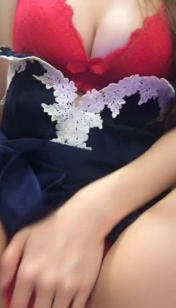 声音好听身材不错台湾大奶美女第三季 漏奶漏逼自摸美乳肥逼 截图8