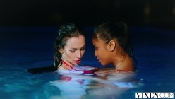Vixen.20.04.10.Nia.Nacci.And.Sasha.Rose.XXX.1080p.MP4-KTR[XvX] 截图10