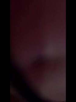 腰细屁股大的健身俱乐部魔鬼身材美女学员下班后酒店试试强壮教练的大鸡鸡,爽的淫叫：好棒,好痒啊!自拍流出! 截图15