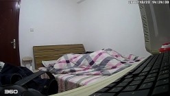 【360摄像头】偷拍少妇卖淫三年接待嫖客全记录，短发少妇，很敬业，客人一个接一个 截图4