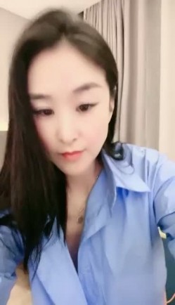 重磅御姐控的福音【穿过你的发丝】170大长腿东北美女，沐浴自慰骚气逼人，好浪啊！ 截图11
