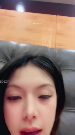 ️神似章若楠高颜值【兜兜】下海找男主捞金 截图6