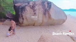 换妻大神，【爱玩夫妻】，包头人妻户外性爱，海边沙滩野战，人妻需要这种刺激才能高潮 截图10