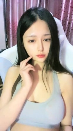 极品绿播女神下海~【娜美】，天然美乳~特写掰穴~挑逗诱惑，迷人的小洞洞张开了 截图12