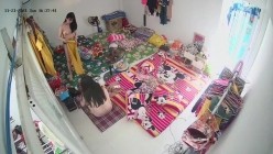 10月最新流出【破解摄像头】 ️监控下的女生宿舍日常洗澡换衣服 截图8