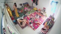10月最新流出【破解摄像头】 ️监控下的女生宿舍日常洗澡换衣服 截图9