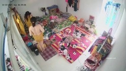 10月最新流出【破解摄像头】 ️监控下的女生宿舍日常洗澡换衣服 截图16