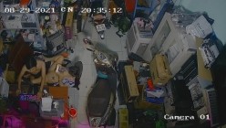 黑客破解摄像头监控偷拍 电脑维修店内夫妻口爆啪啪 超刺激！ 截图16