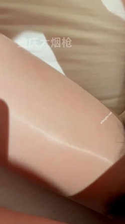 推特优质超强调教大佬玩女高手重庆烟枪 万磁王 凝望等新品失控潮喷边肏边喷一字马虐阴都是极品模特完整时长 截图9