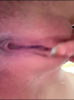 推特人气女神，【前女友礼酱】，前男友拍第三视角，大鸡巴学长猛干，各种服装应接不暇 截图10