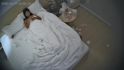 酒店偷拍 连续两天入住情侣气质甜美又身材不错的美女喜欢上位榨取男友精液 截图14