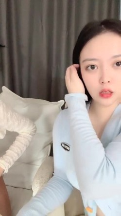 新人！双美女下海~奶子超大~【小蜜桃桃桃桃】白浆直流！ 截图16