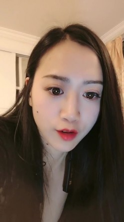 超骚御姐！疯狂喷水，【小狐狸520】，喷一半有人敲门！吓哭了，咚咚咚~人都被吓傻了 截图6