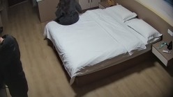 酒店偷拍性欲很强的美骚少妇偷汉子被狂干两场后意犹未尽再次上位榨取 截图3