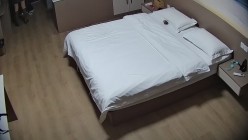 酒店偷拍性欲很强的美骚少妇偷汉子被狂干两场后意犹未尽再次上位榨取 截图9