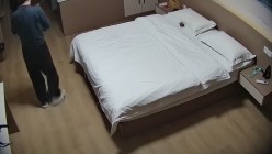 酒店偷拍性欲很强的美骚少妇偷汉子被狂干两场后意犹未尽再次上位榨取 截图10