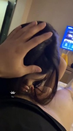 约炮大神『Kubotu』大学女教师给我深喉，新调教开发的骚母狗 口爆吞精 女上骑乘 无套内射 截图8