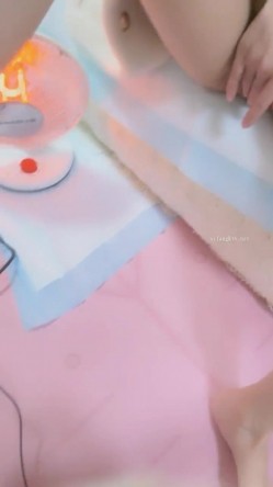 江苏良家，超会玩的一对情侣，【爱插枪的女流氓】，家中爱爱鸳鸯浴，女的胸大腰细 截图13