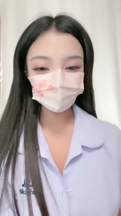 颜值少妇【杨小华】极品人妻下海卖逼，暴力掰逼展示，自扣高潮，隔壁老王都馋哭了 截图5