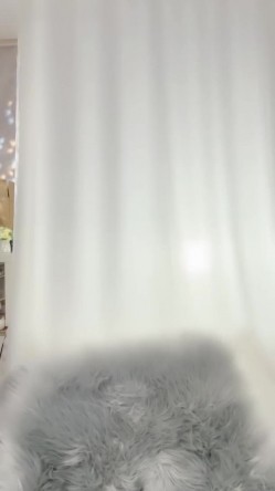 颜值少妇【杨小华】极品人妻下海卖逼，暴力掰逼展示，自扣高潮，隔壁老王都馋哭了 截图6