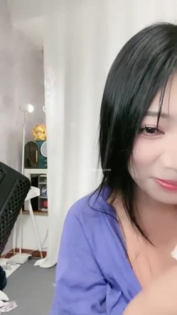 颜值少妇【杨小华】极品人妻下海卖逼，暴力掰逼展示，自扣高潮，隔壁老王都馋哭了 截图14