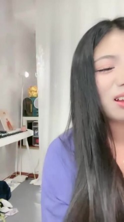 颜值少妇【杨小华】极品人妻下海卖逼，暴力掰逼展示，自扣高潮，隔壁老王都馋哭了 截图15